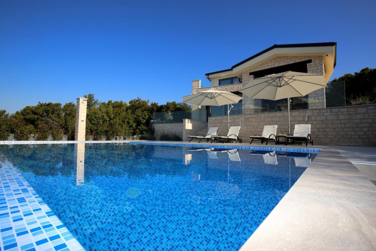 Villa Infinity Šmrika Buitenkant foto