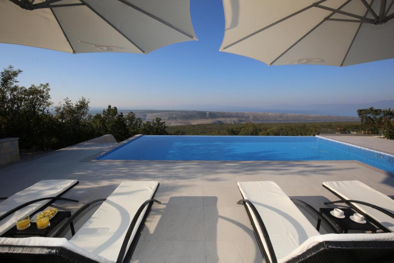 Villa Infinity Šmrika Buitenkant foto