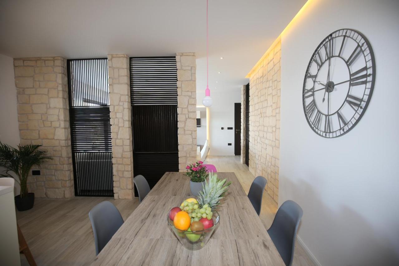 Villa Infinity Šmrika Buitenkant foto